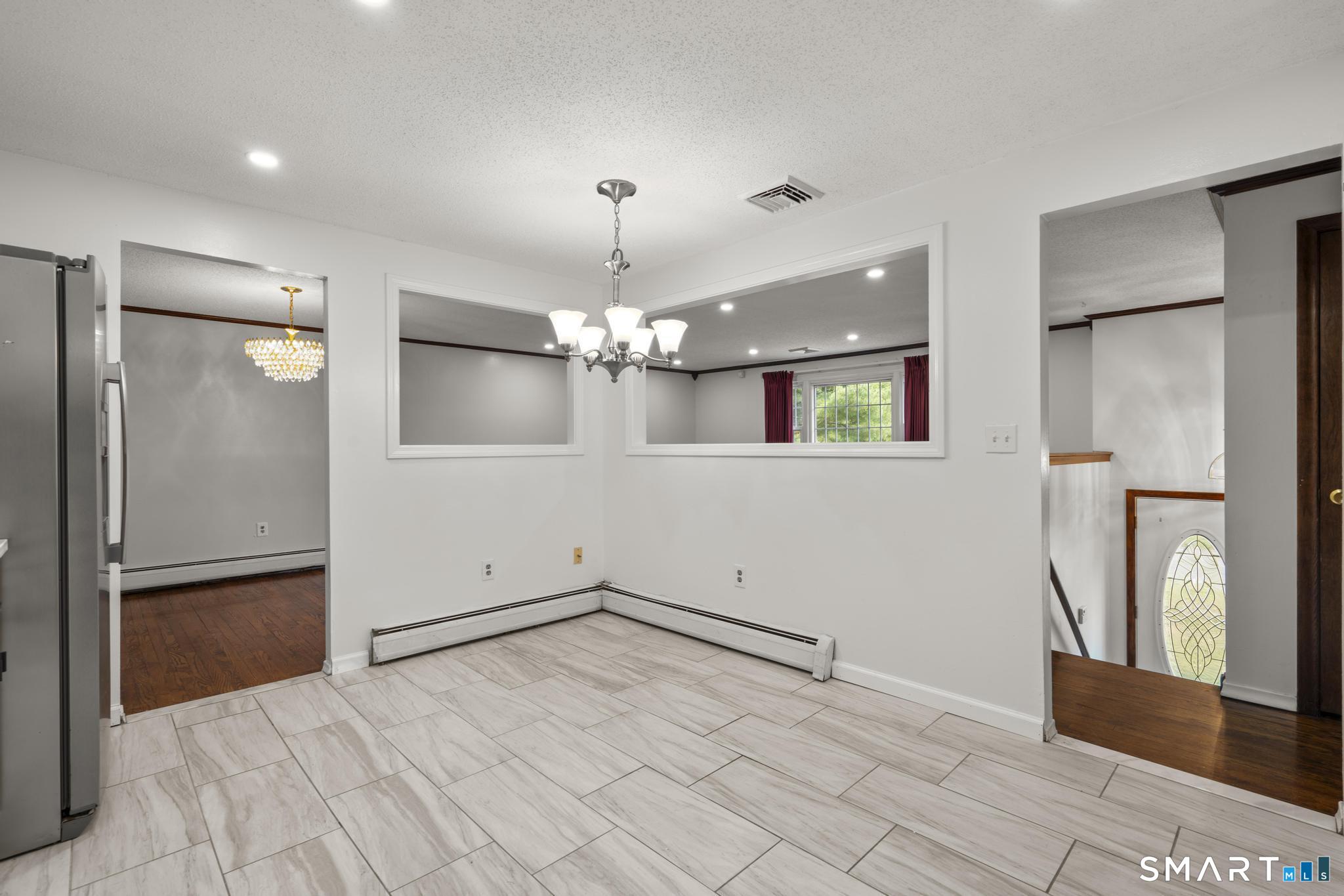 14 Briar Lane Bloomfield CT 06002