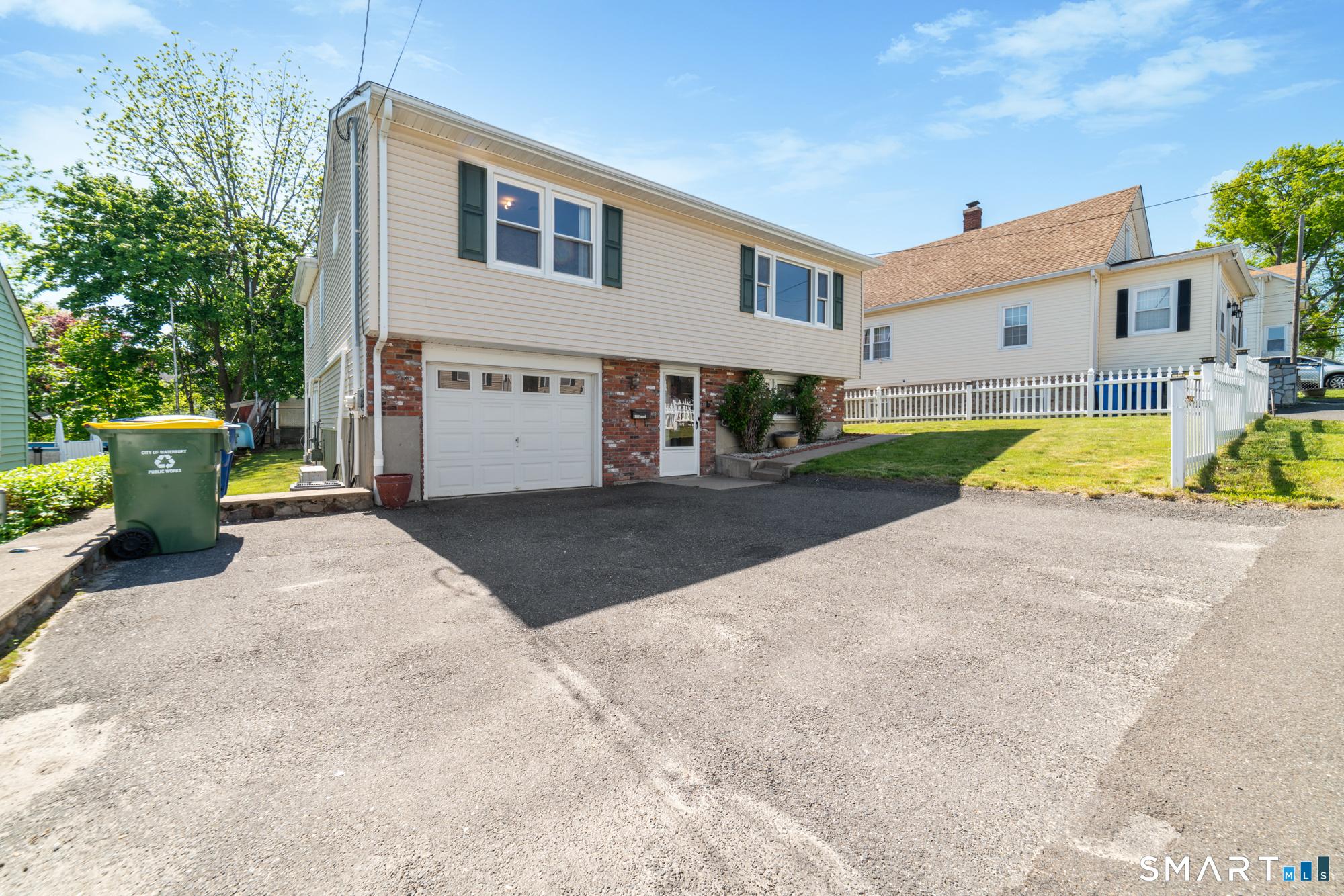 98 Granby Street Waterbury CT 06708