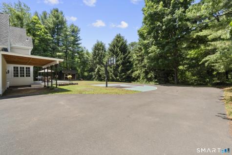 83 Kings Highway North Haven CT 06473