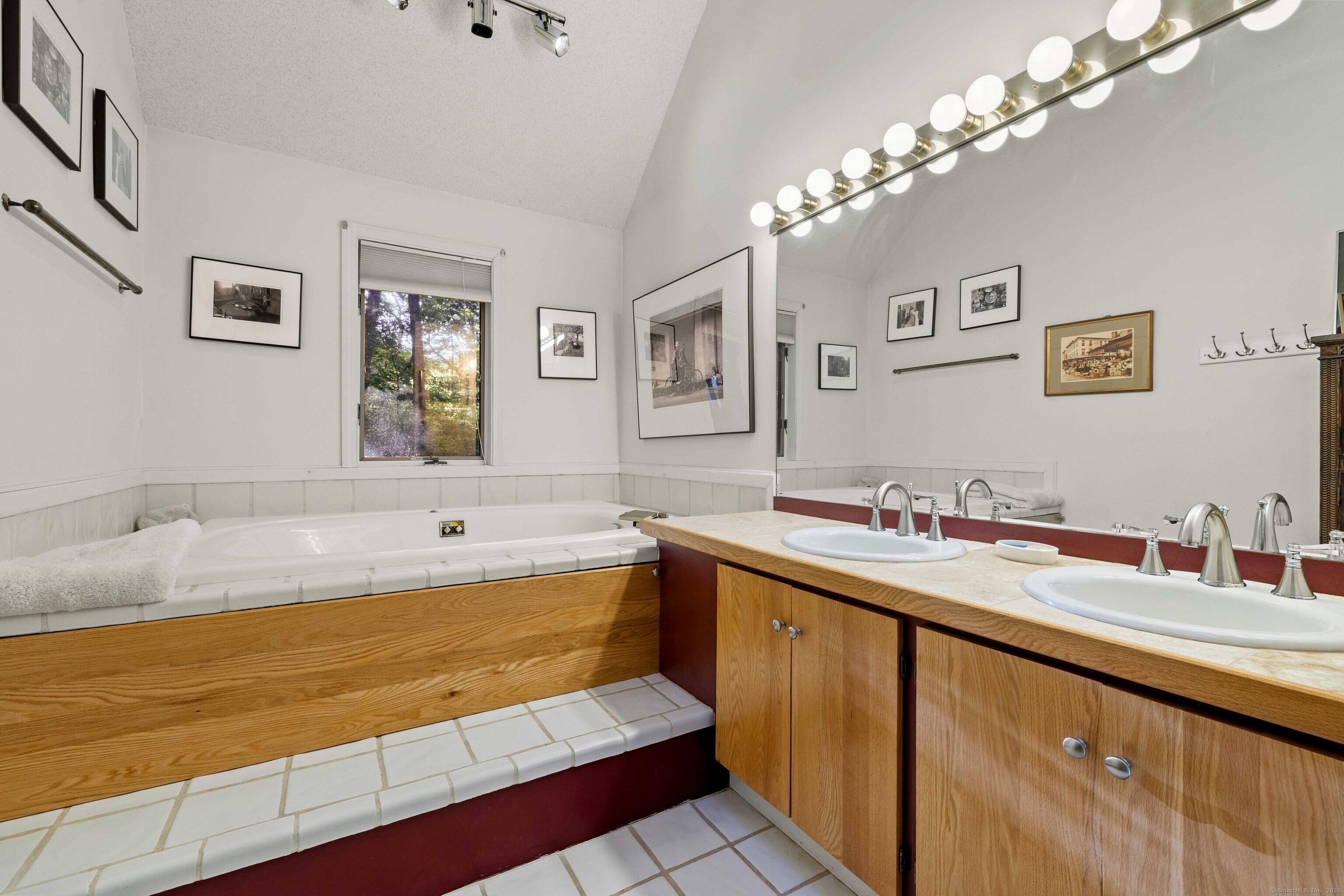 96 Ayers Point Road Old Saybrook CT 06475