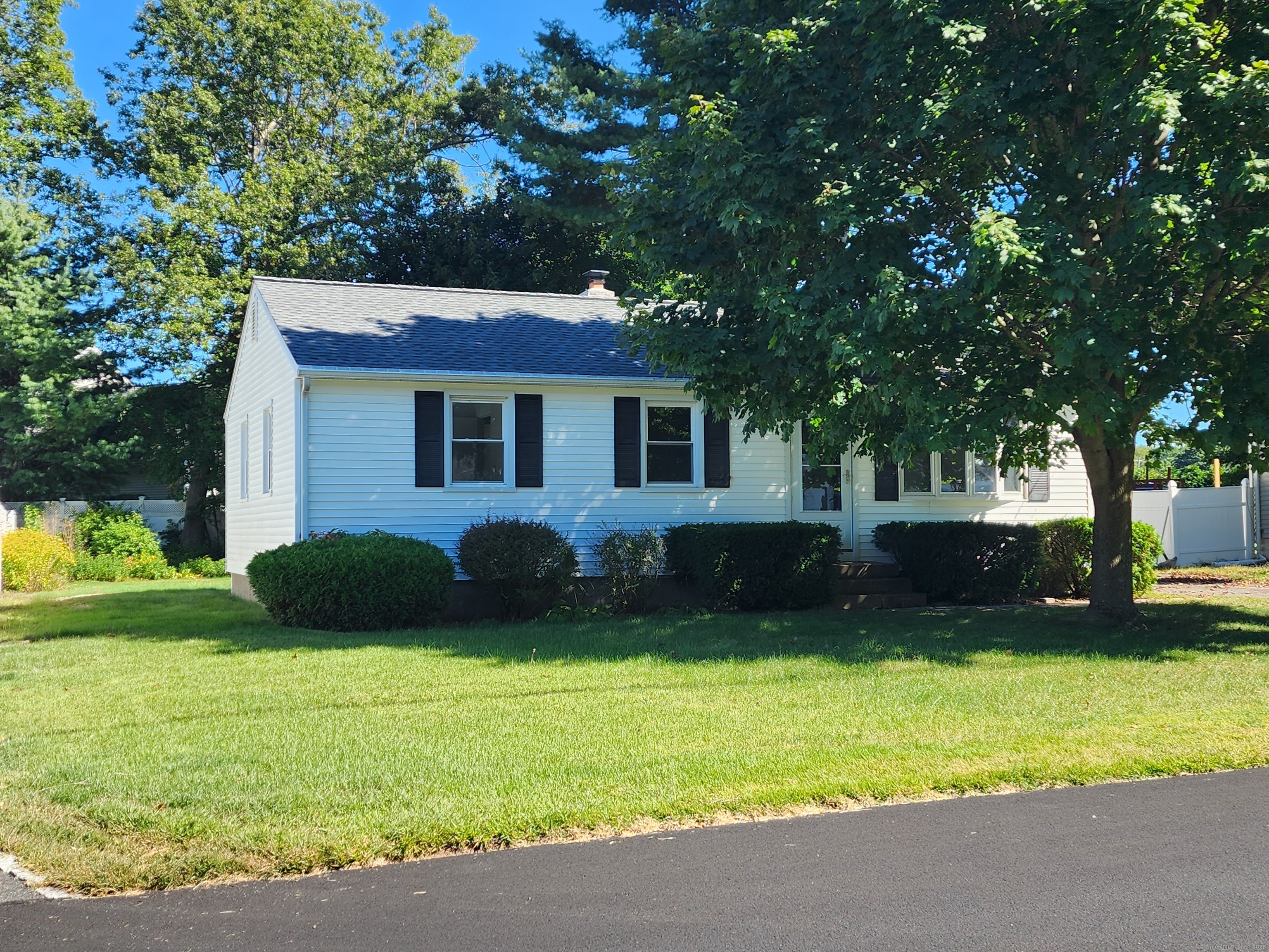 57 Manor Road Southington CT 06479