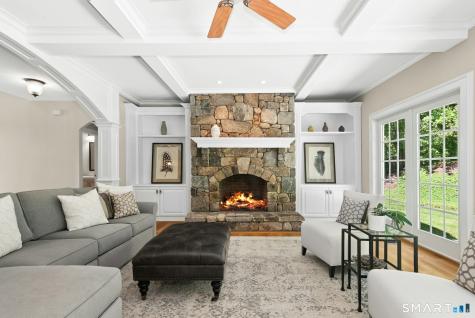 5 Wentworth Drive Newtown CT 06470