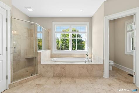 5 Wentworth Drive Newtown CT 06470