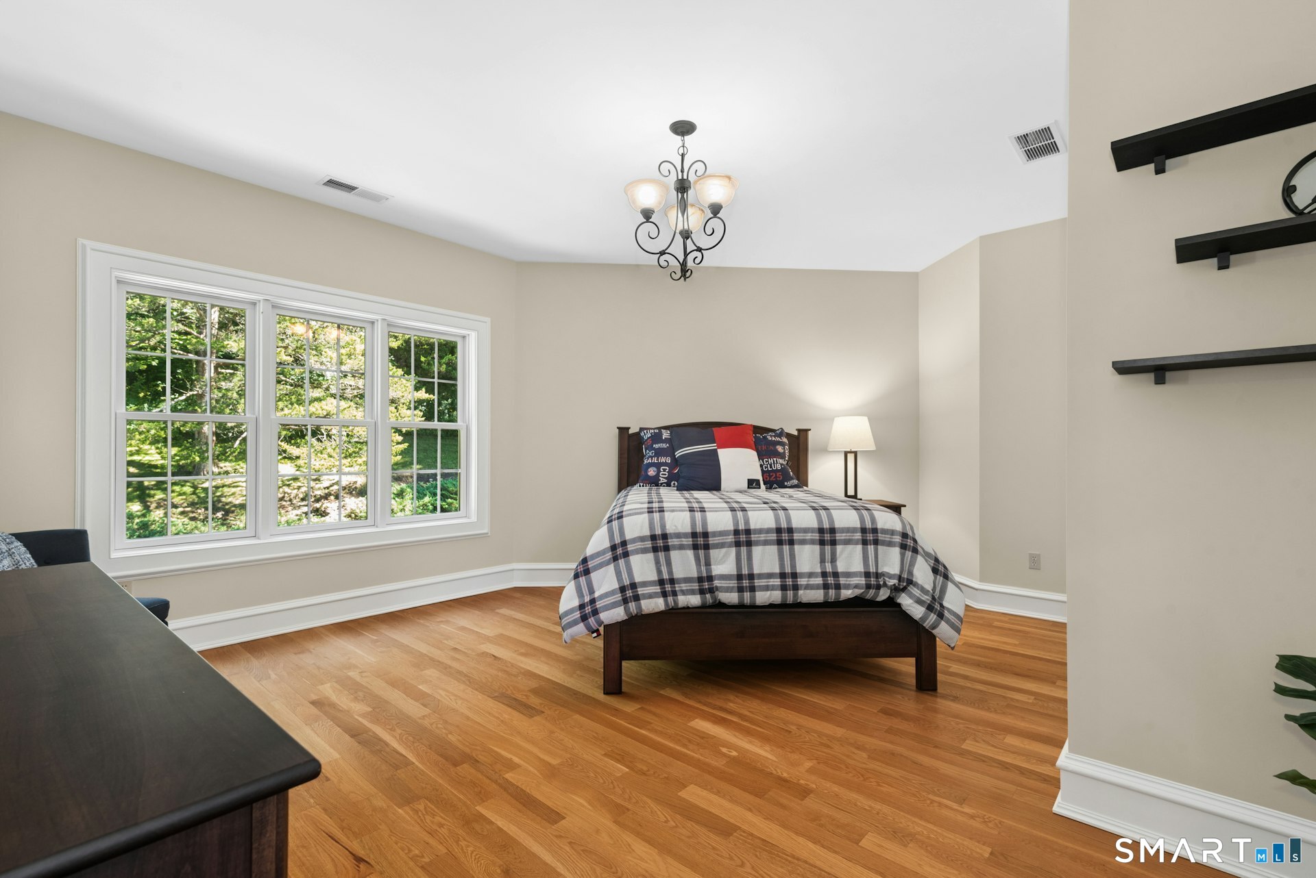 5 Wentworth Drive Newtown CT 06470