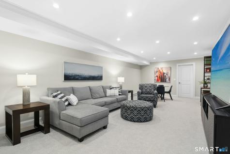 5 Wentworth Drive Newtown CT 06470