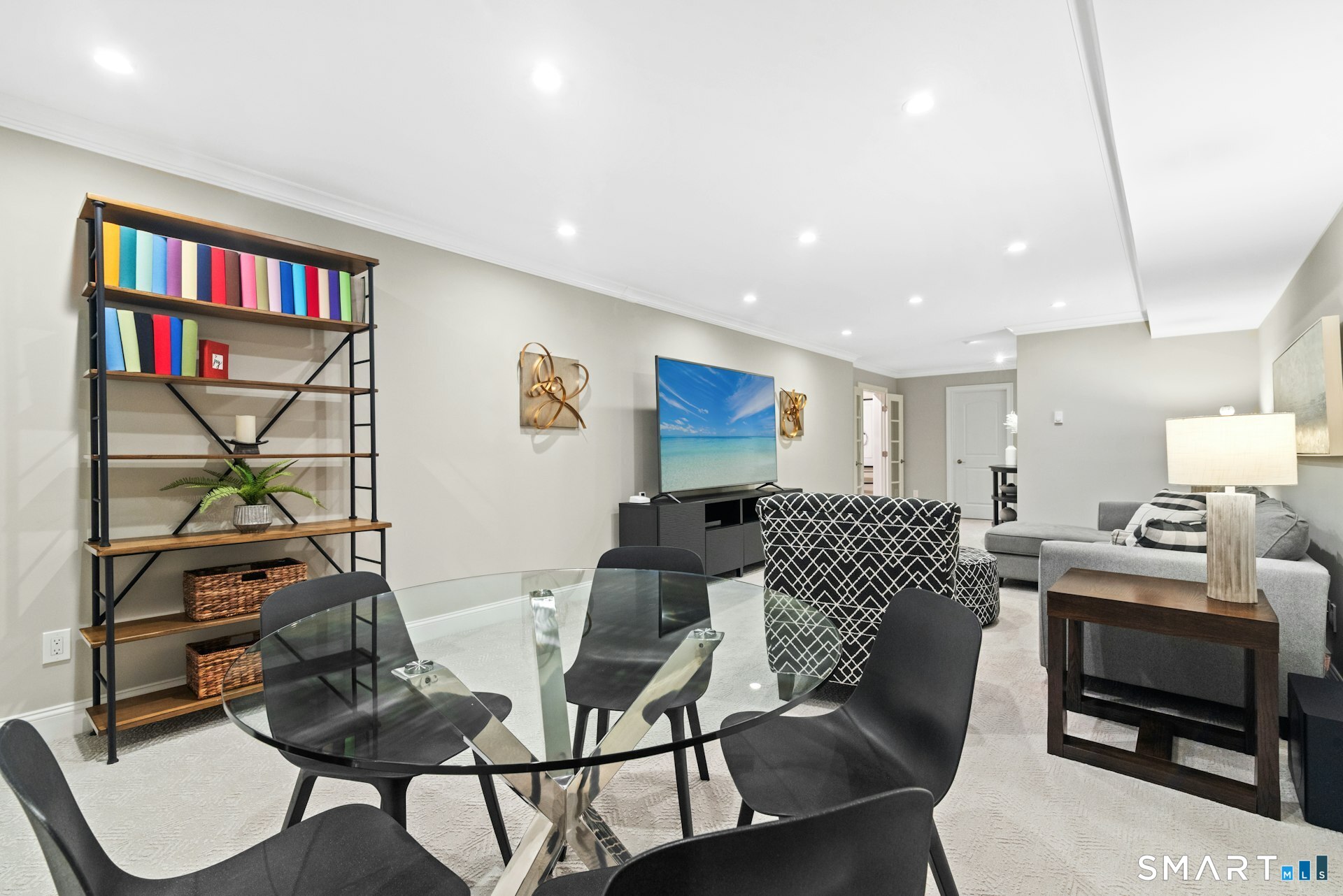 5 Wentworth Drive Newtown CT 06470