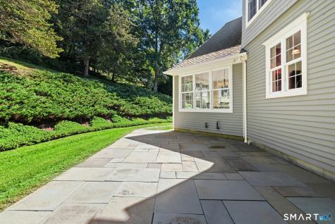 5 Wentworth Drive Newtown CT 06470