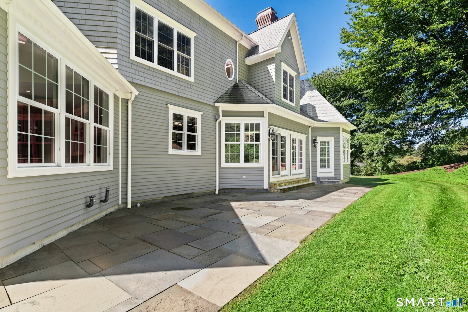 5 Wentworth Drive Newtown CT 06470