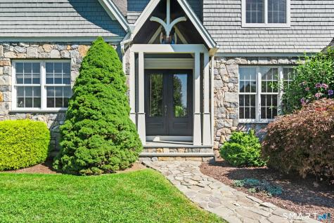 5 Wentworth Drive Newtown CT 06470