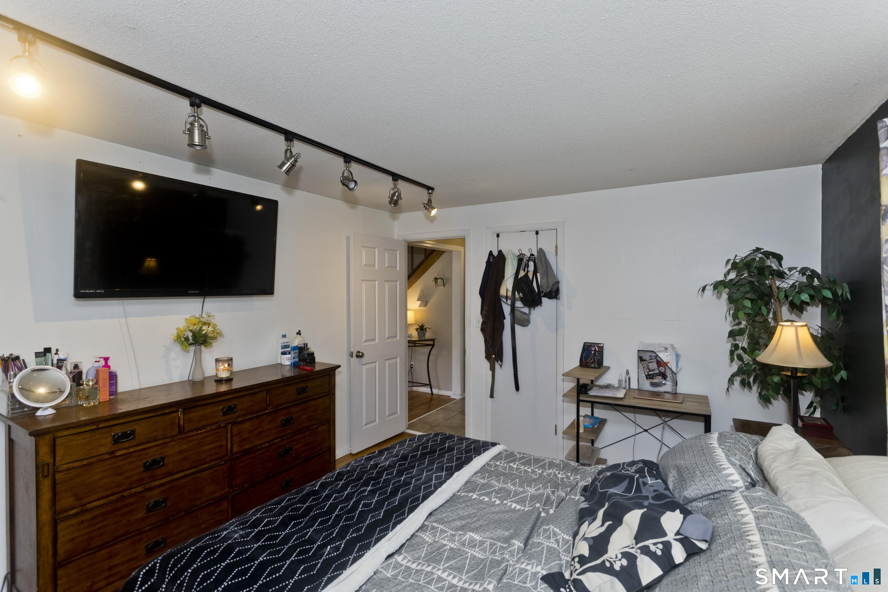 309 South Elm Street Windsor Locks CT 06096