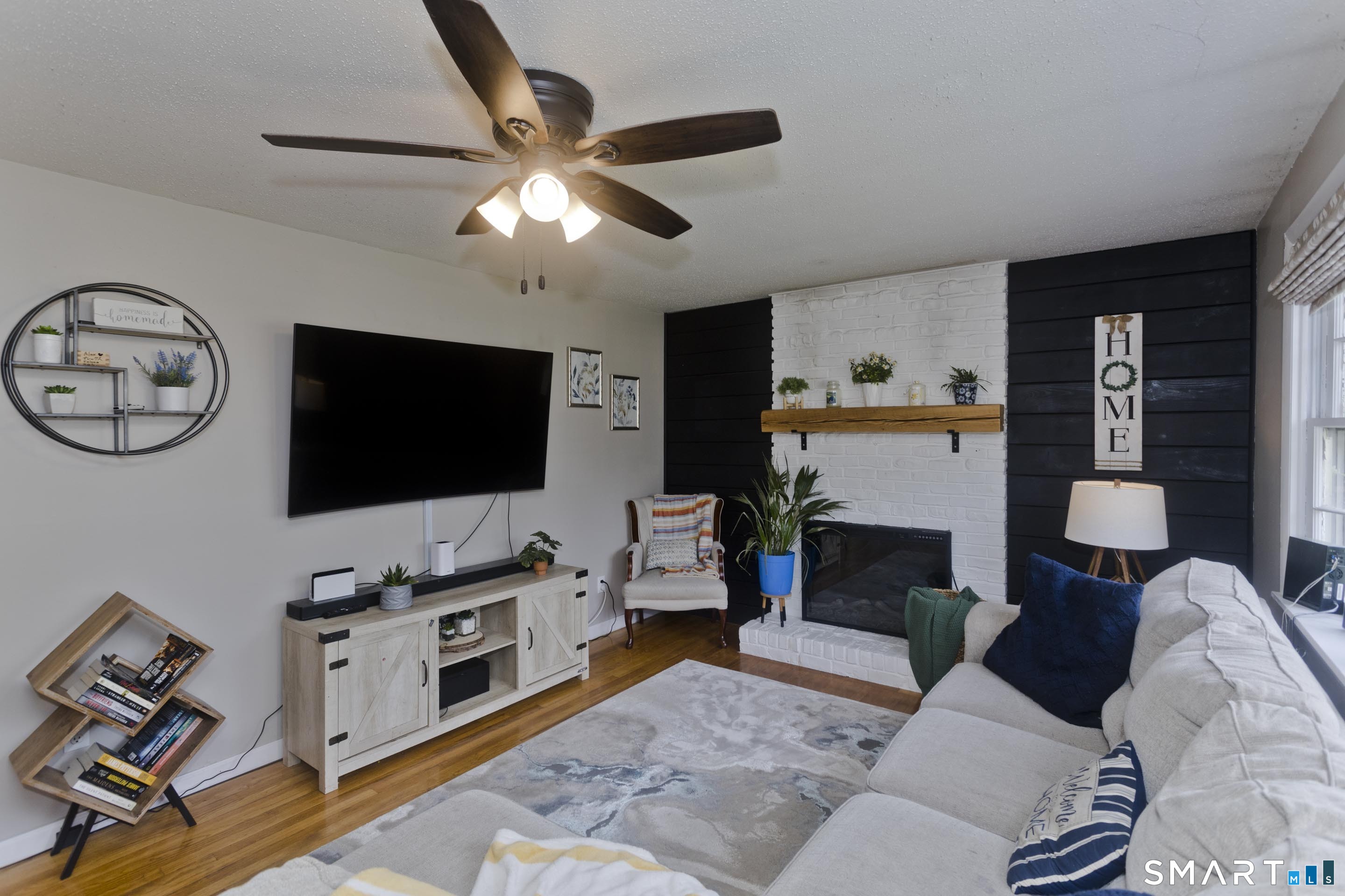 309 South Elm Street Windsor Locks CT 06096