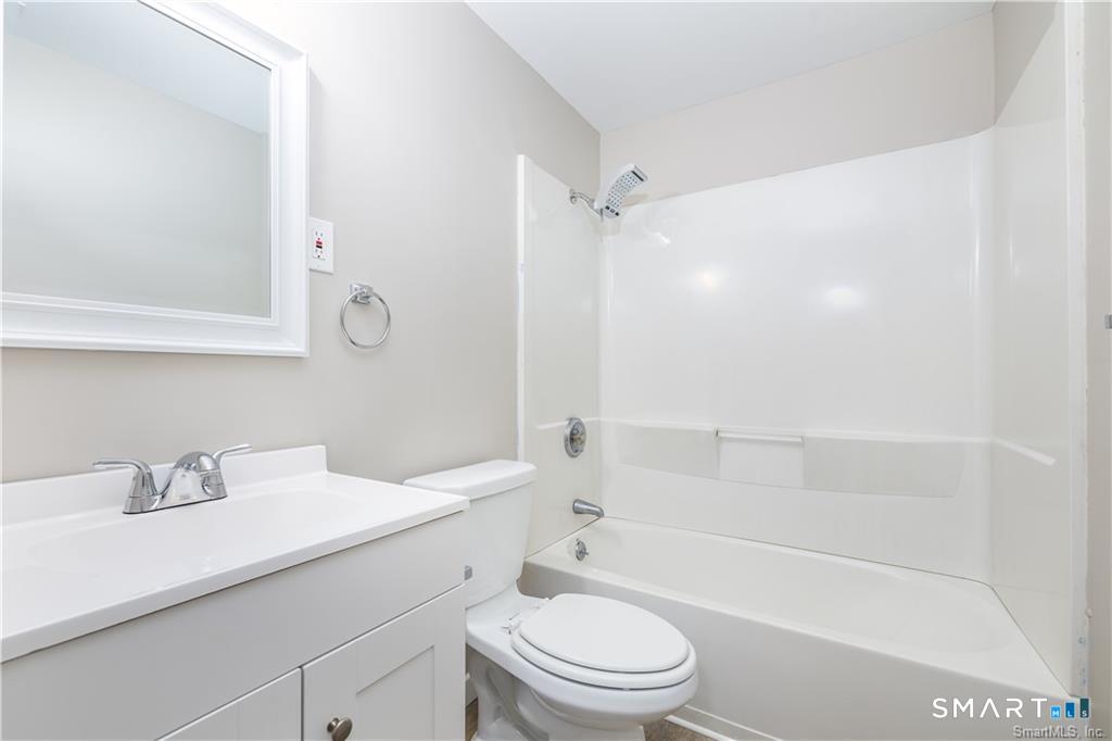 17 Audette Drive Wallingford CT 06492