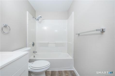17 Audette Drive Wallingford CT 06492