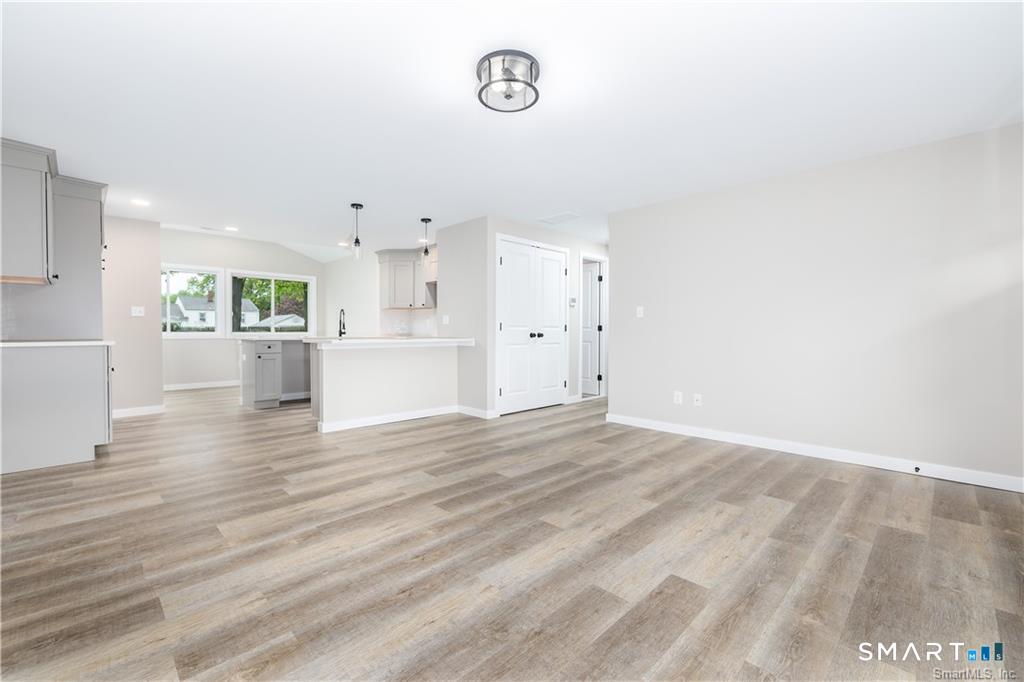 17 Audette Drive Wallingford CT 06492