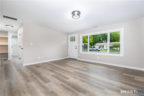17 Audette Drive Wallingford CT 06492