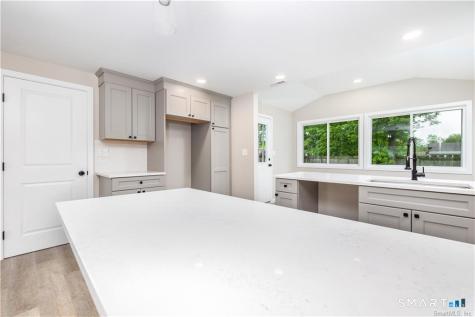 17 Audette Drive Wallingford CT 06492