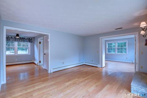 24 Canaan Way Simsbury CT 06070