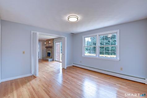 24 Canaan Way Simsbury CT 06070