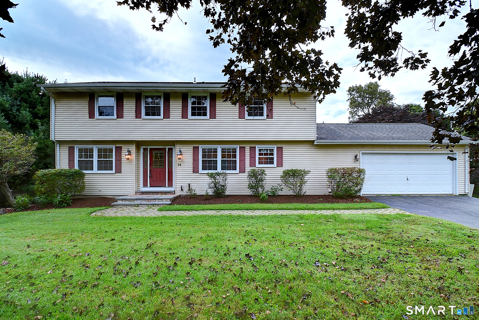 24 Canaan Way Simsbury CT 06070