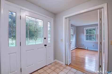 24 Canaan Way Simsbury CT 06070