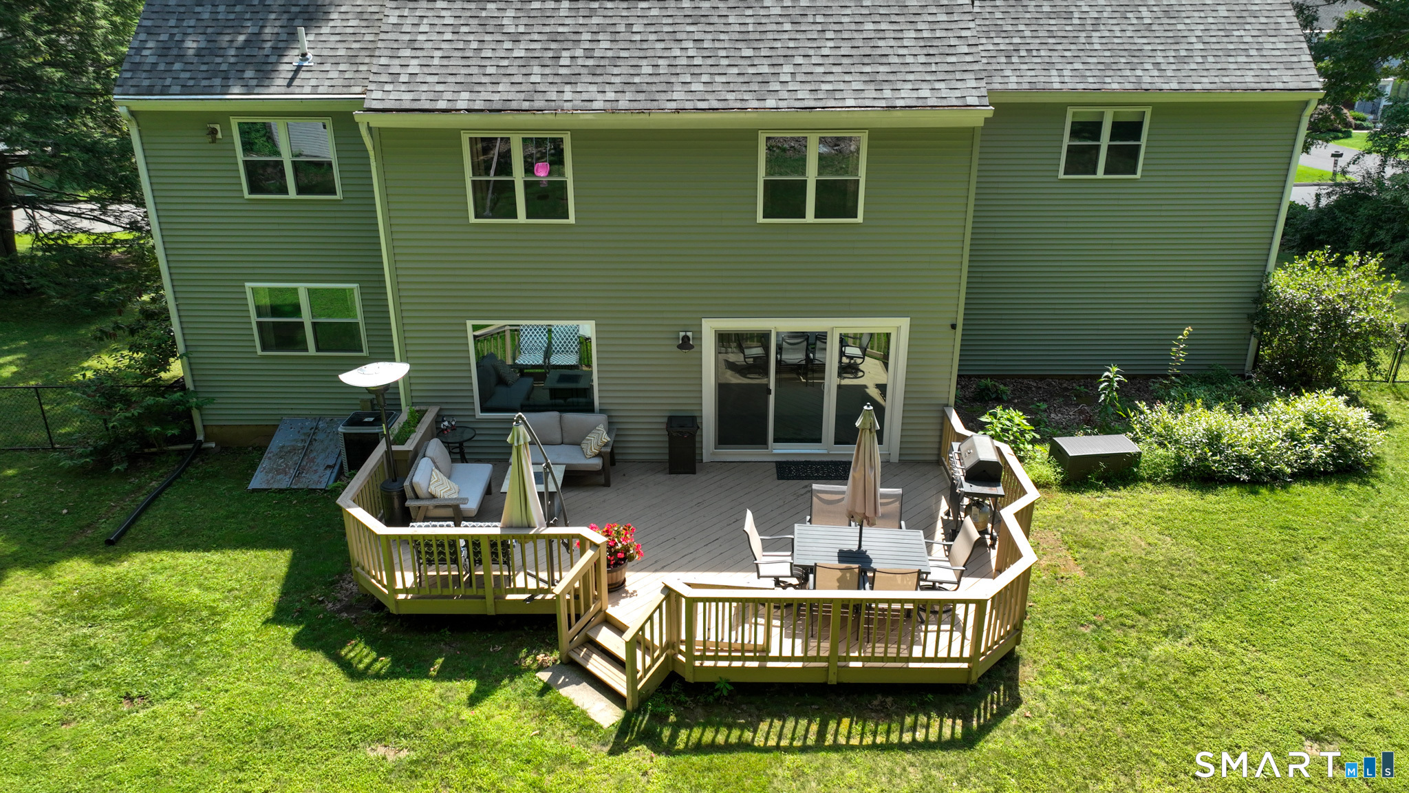 22 Canterbury Lane Farmington CT 06085