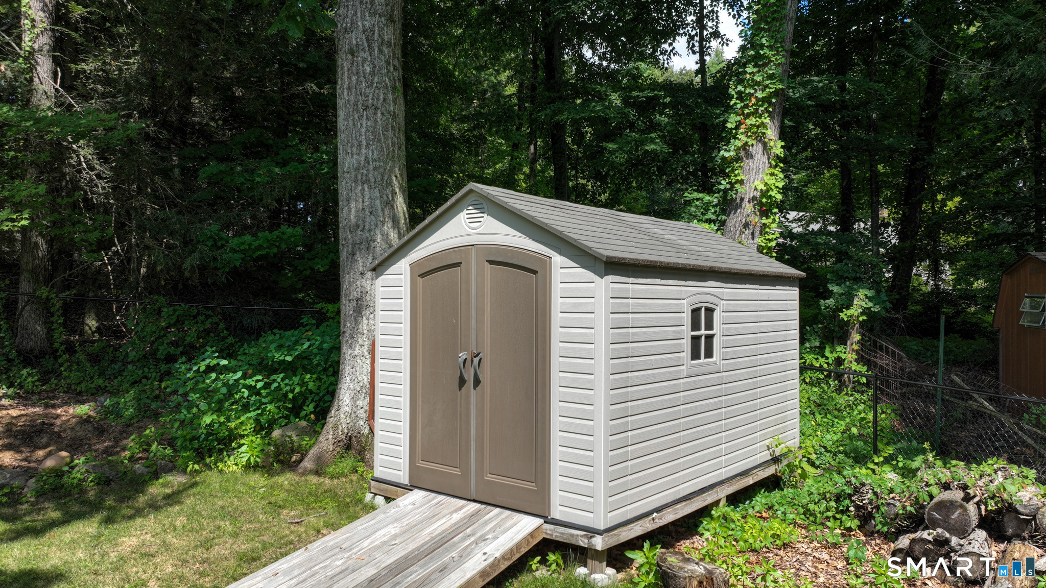 22 Canterbury Lane Farmington CT 06085