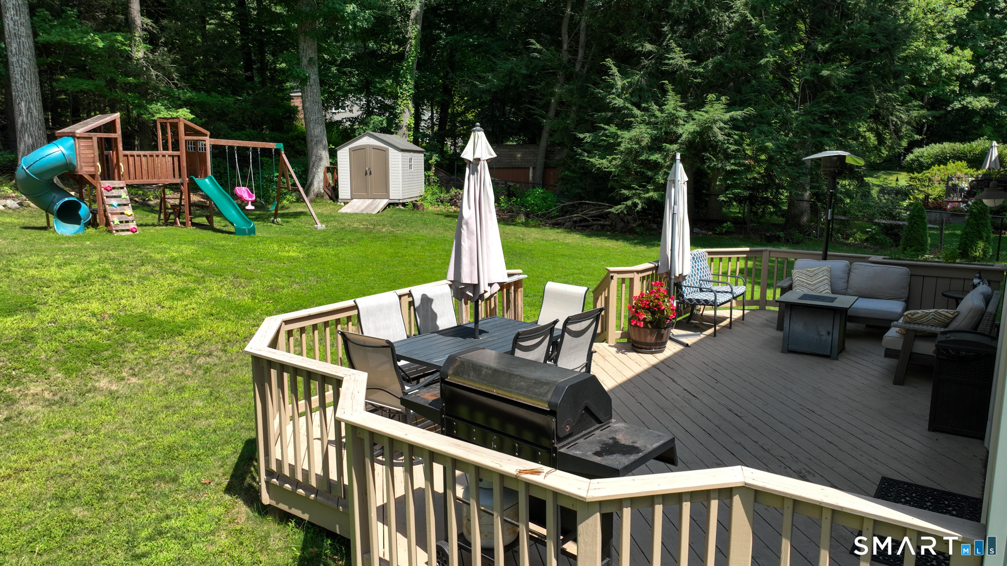 22 Canterbury Lane Farmington CT 06085