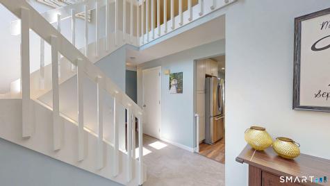 22 Canterbury Lane Farmington CT 06085