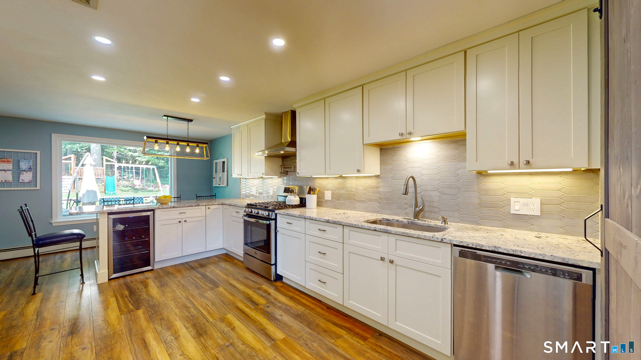 22 Canterbury Lane Farmington CT 06085