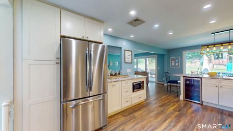 22 Canterbury Lane Farmington CT 06085
