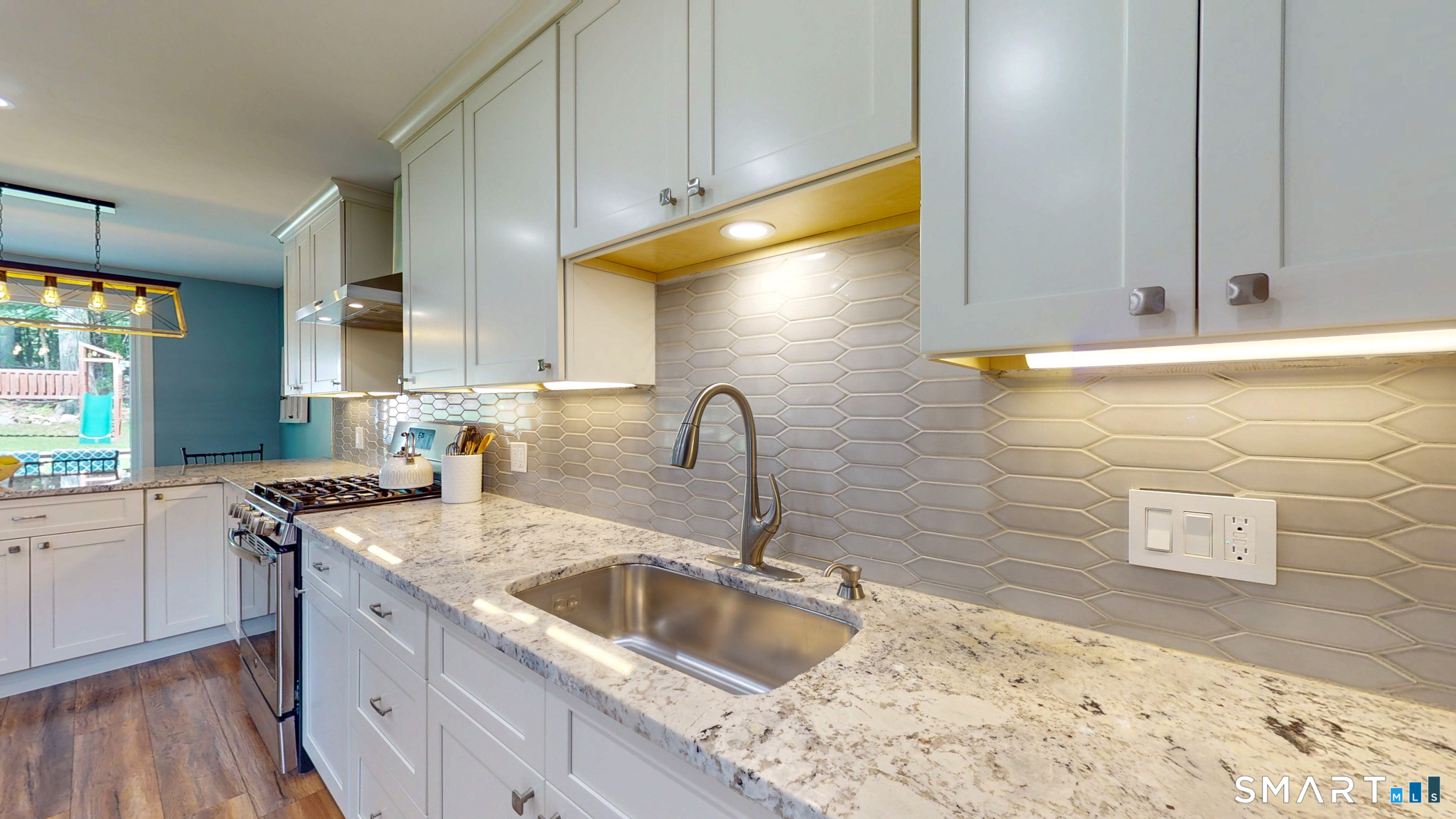 22 Canterbury Lane Farmington CT 06085