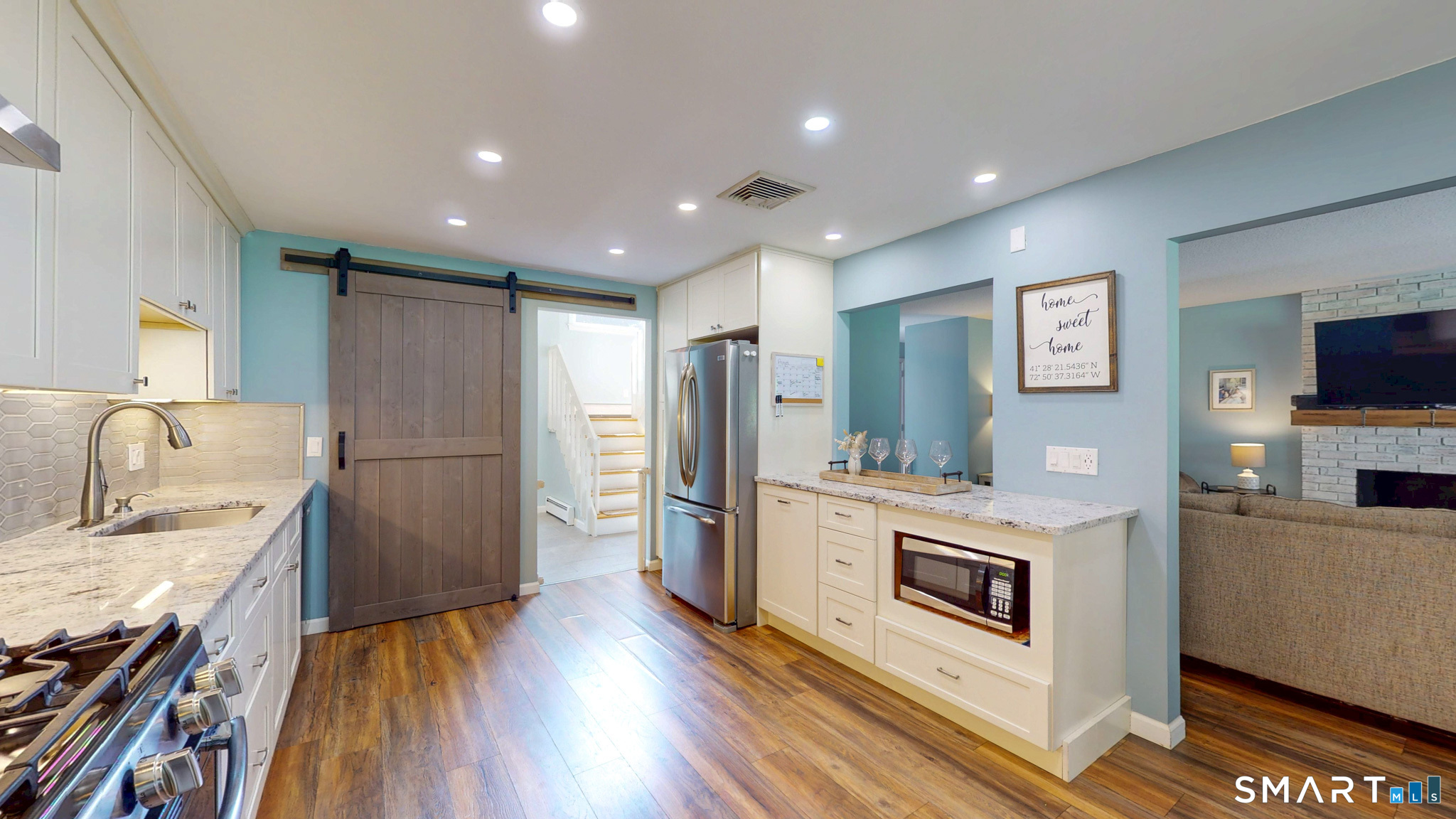 22 Canterbury Lane Farmington CT 06085