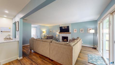 22 Canterbury Lane Farmington CT 06085