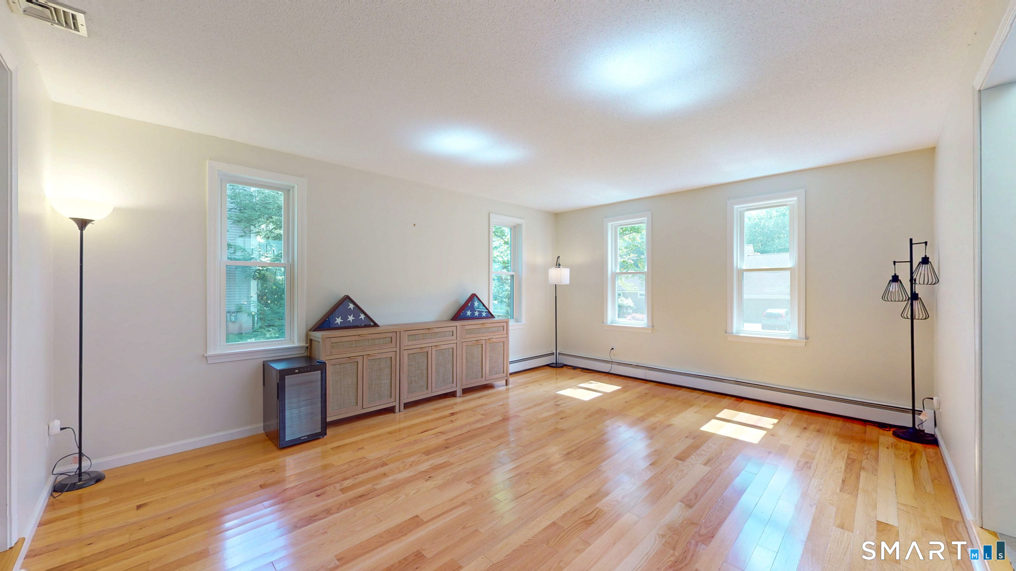 22 Canterbury Lane Farmington CT 06085