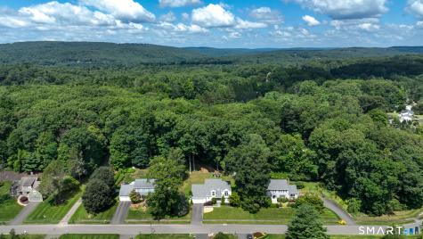 22 Canterbury Lane Farmington CT 06085