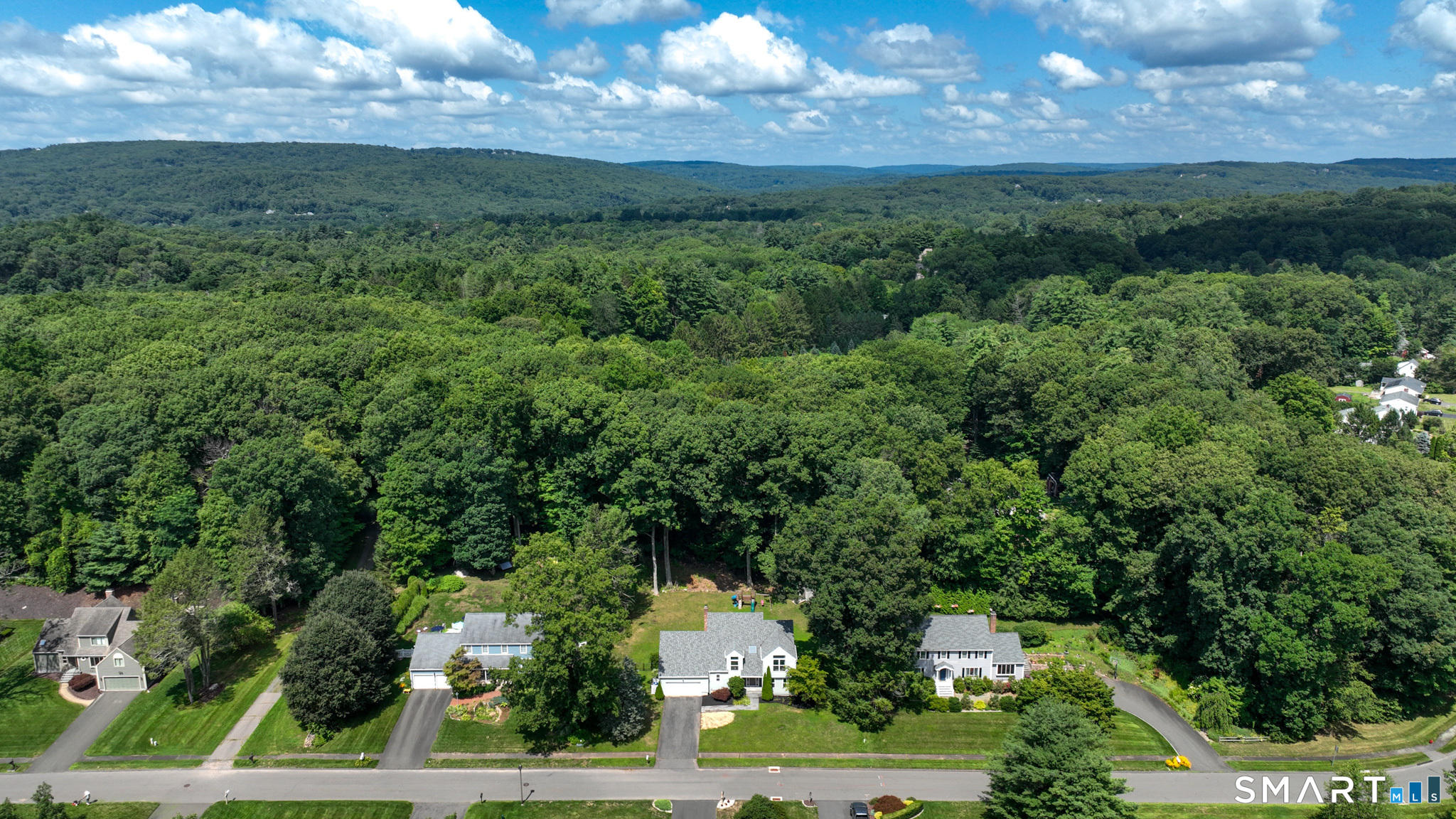 22 Canterbury Lane Farmington CT 06085