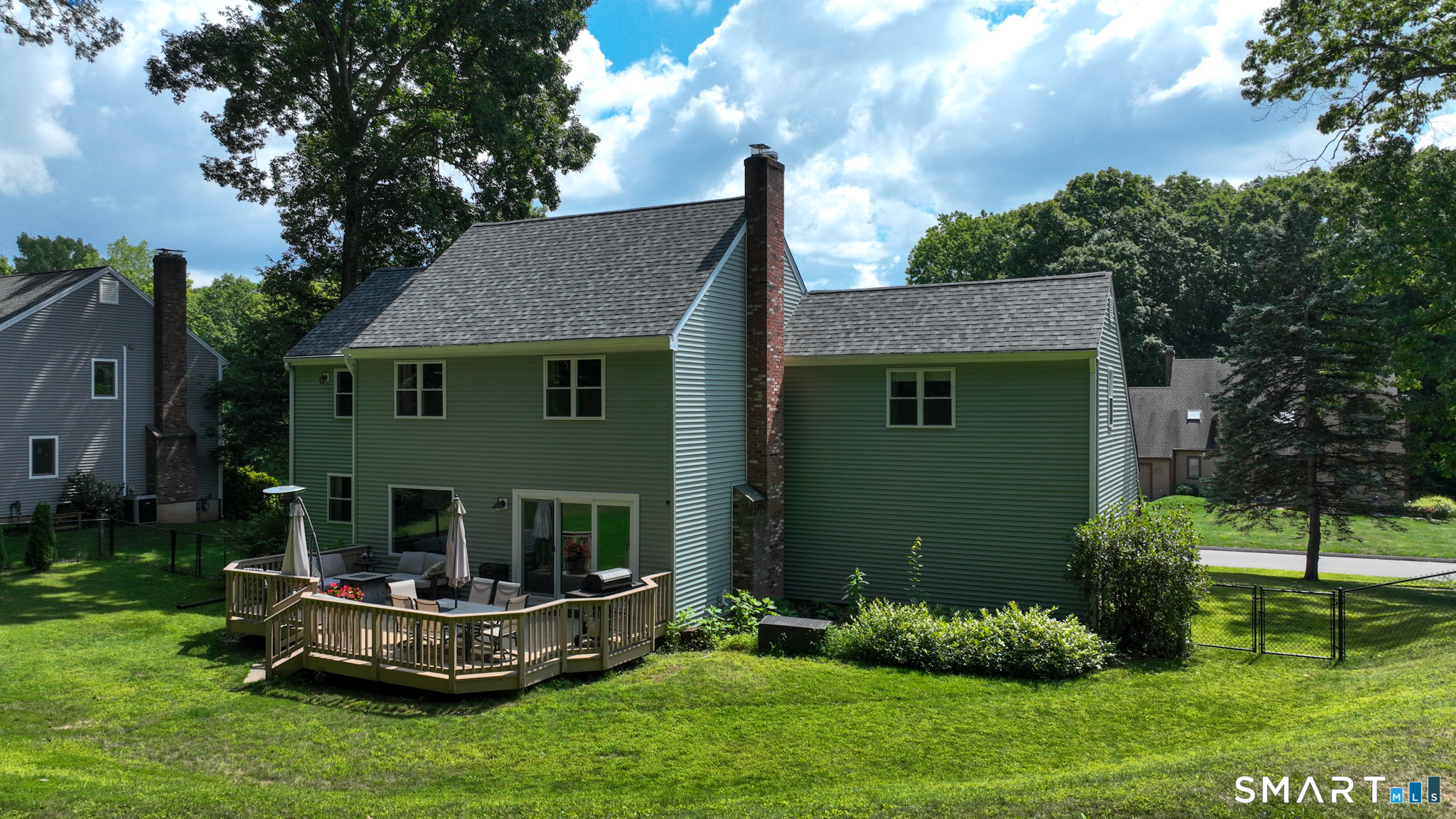 22 Canterbury Lane Farmington CT 06085