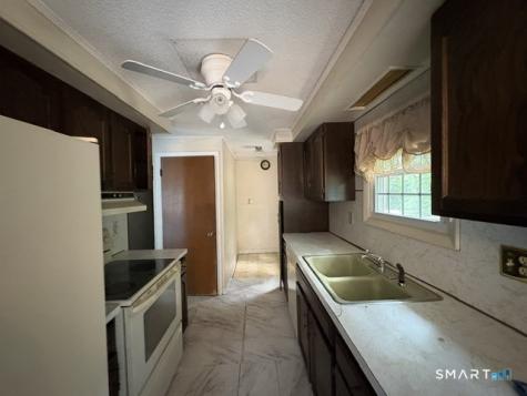 249 Malcolm Road West Haven CT 06516
