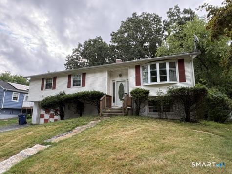 249 Malcolm Road West Haven CT 06516