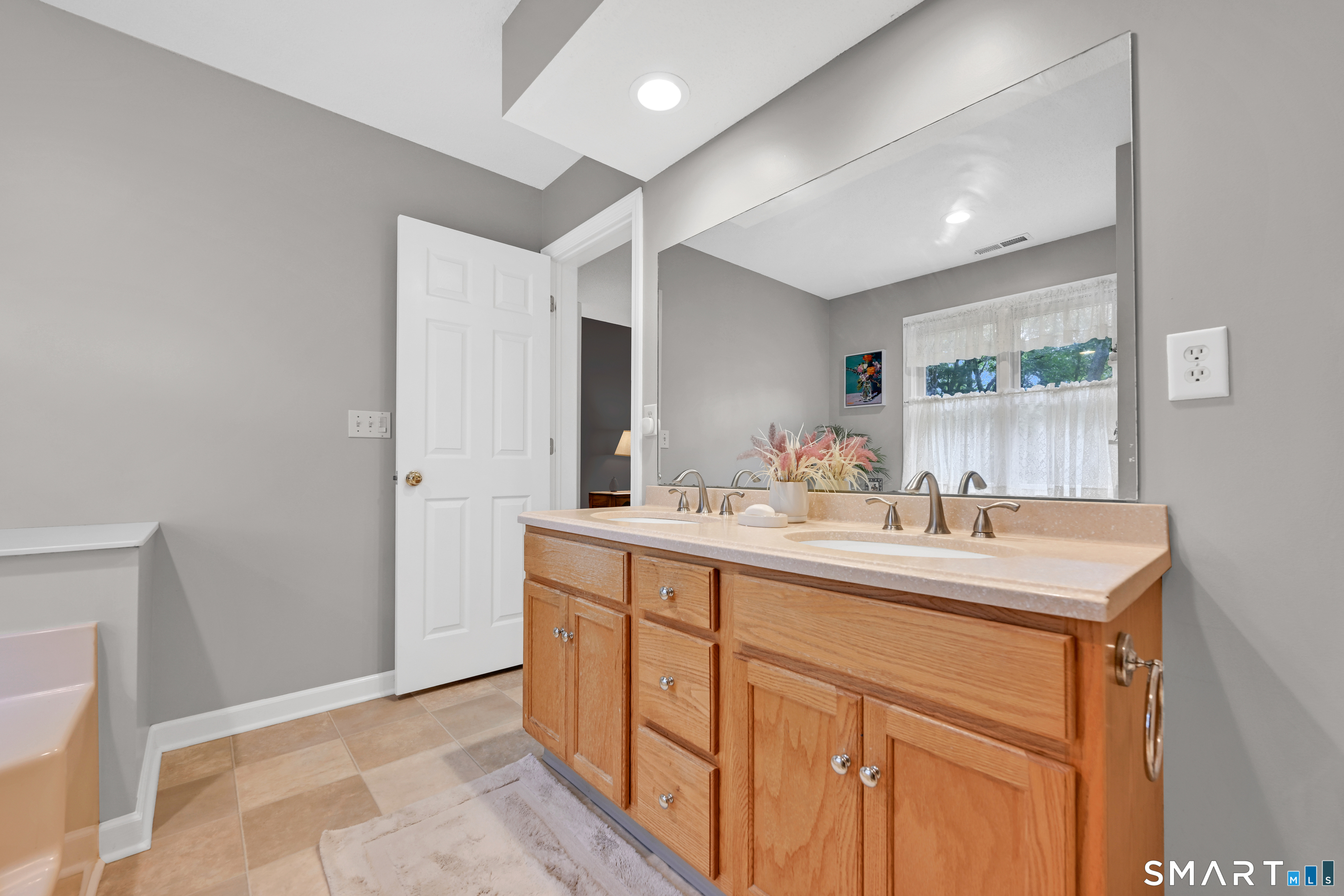 107 Robin Drive Canton CT 06019