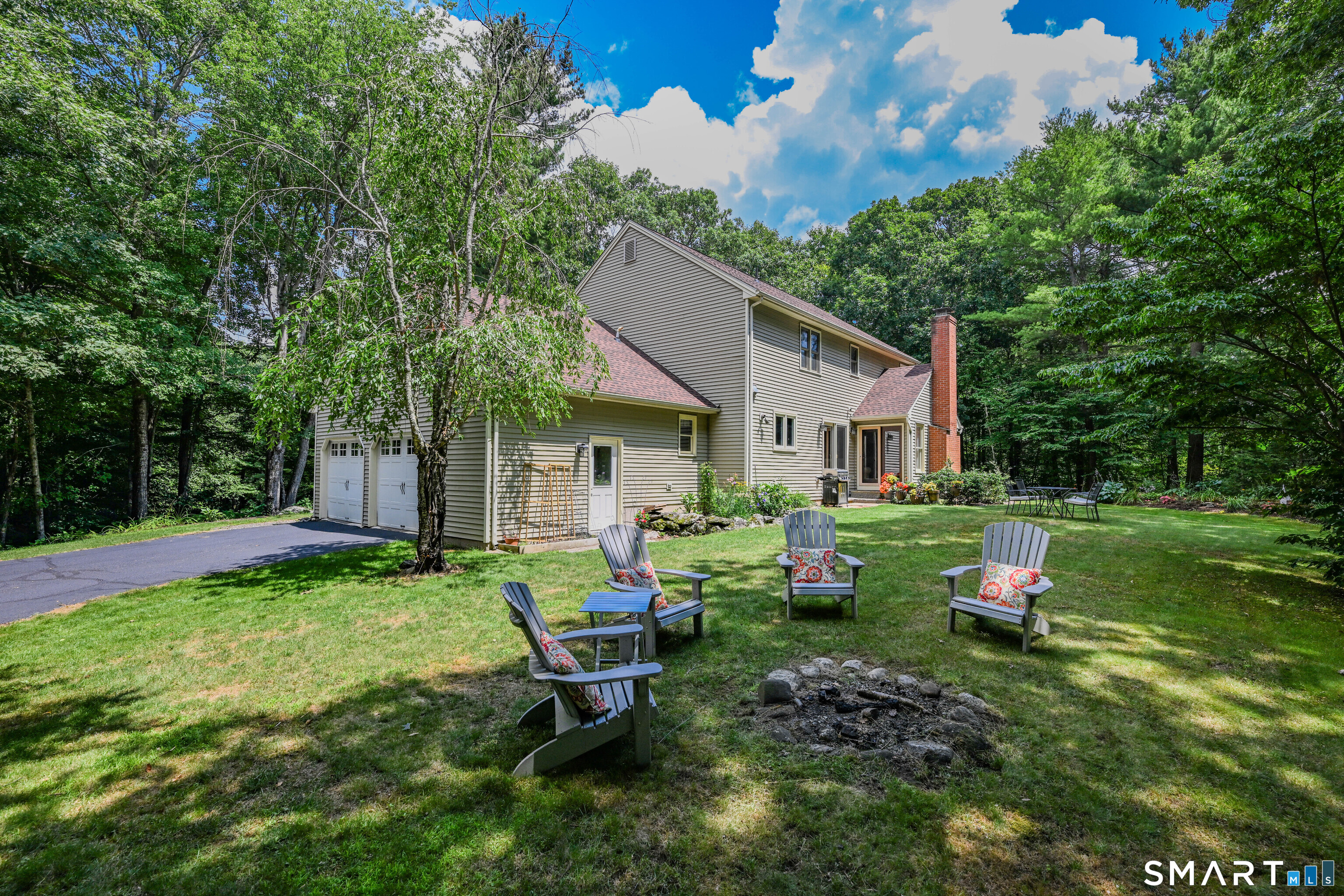 107 Robin Drive Canton CT 06019