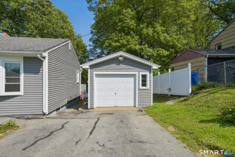 44 Clifton Place Norwich CT 06360