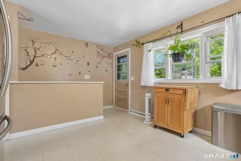 44 Clifton Place Norwich CT 06360