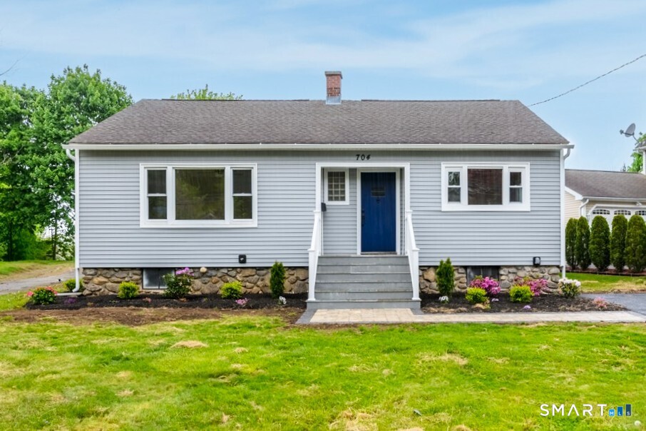 704 High Street Naugatuck CT 06770