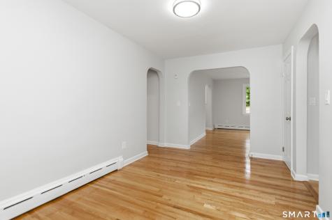 704 High Street Naugatuck CT 06770