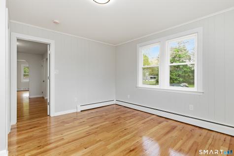 704 High Street Naugatuck CT 06770