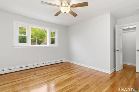 704 High Street Naugatuck CT 06770