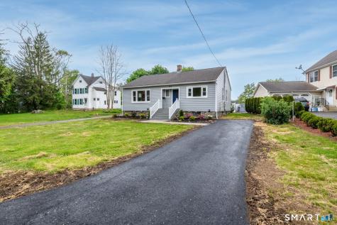 704 High Street Naugatuck CT 06770
