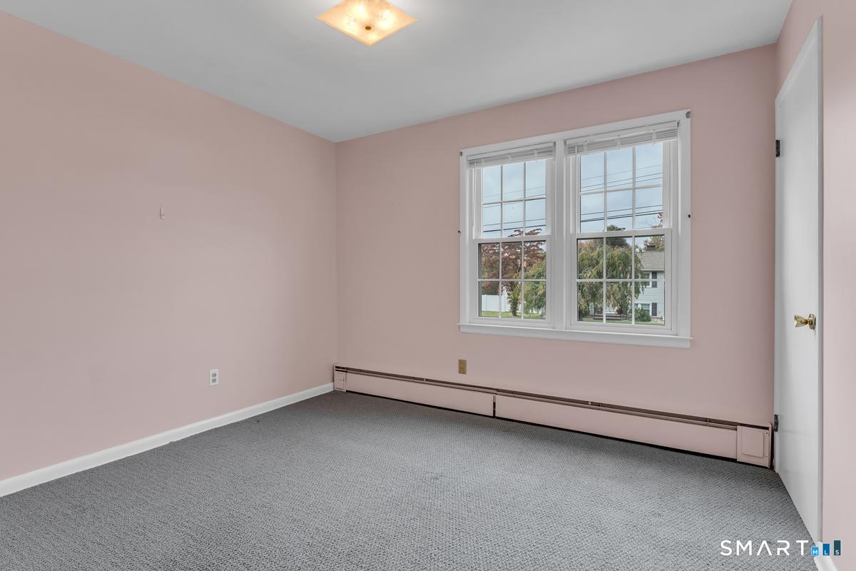9 Victoria Drive Branford CT 06405