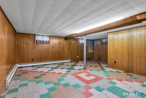 9 Victoria Drive Branford CT 06405
